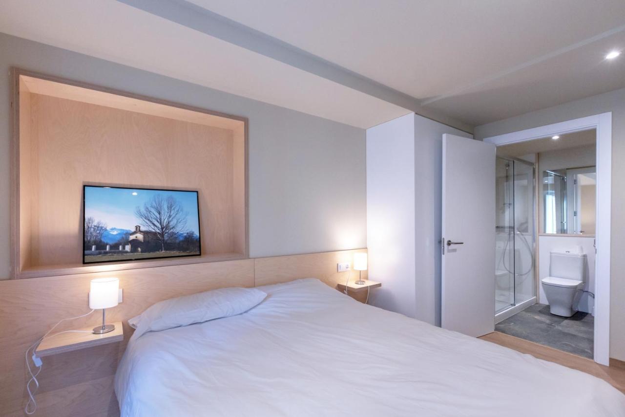 Heritage Apartments Cerdanya Al Carrer Major I Parking Puigcerda Exterior photo